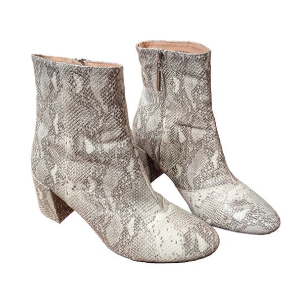Urban Outfitters Thelma Ankle Bootie Block Heel Snakeskin Print Gray Size US 8 - Picture 1 of 7